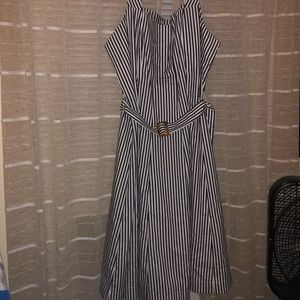 Forever 21+ curve, 3X midi length dress! NWT